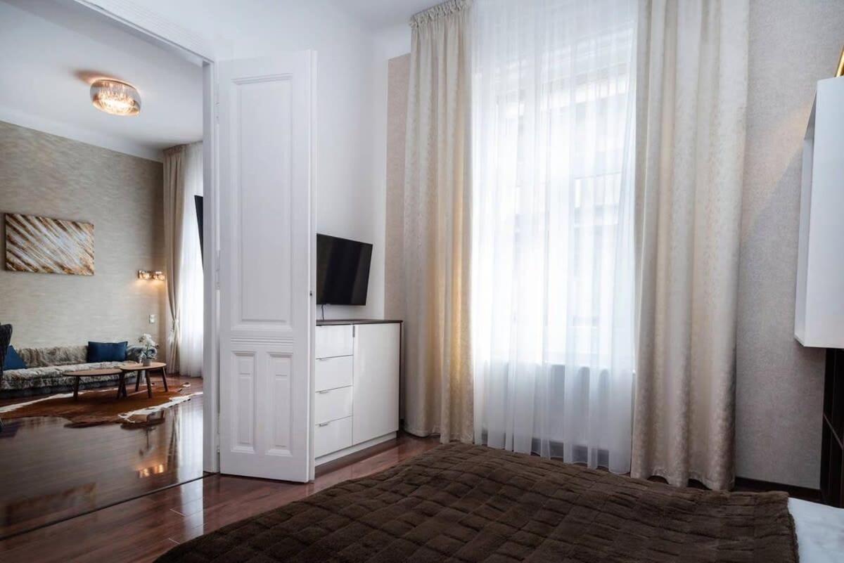 Central Luxy Design Apartment Budapest Exterior photo